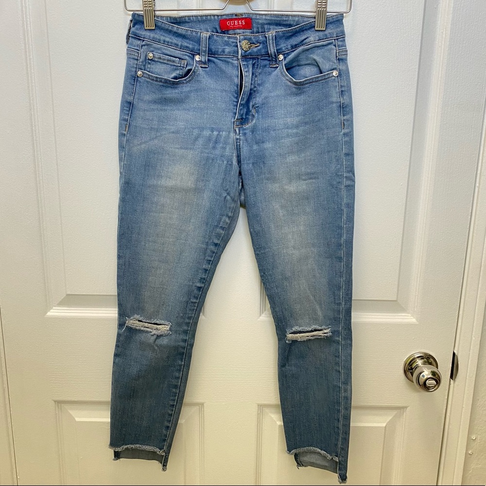 Guess Mid Rise Skinny Jeans Cropped with Rips on the Knees